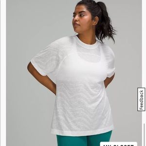 Lululemon white t-shirt